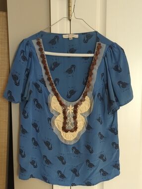 Corey Lynn Calter Silk Blue Bird-Print Scoop Neck Top with Cream Lace